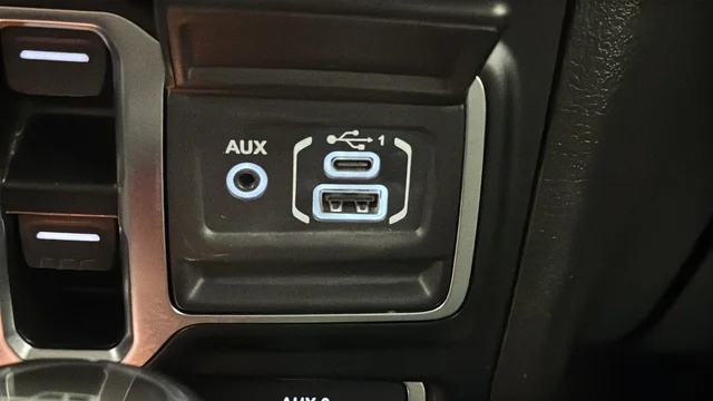 Used 2024 Anvil Clear Coat Jeep Mojave image 35
