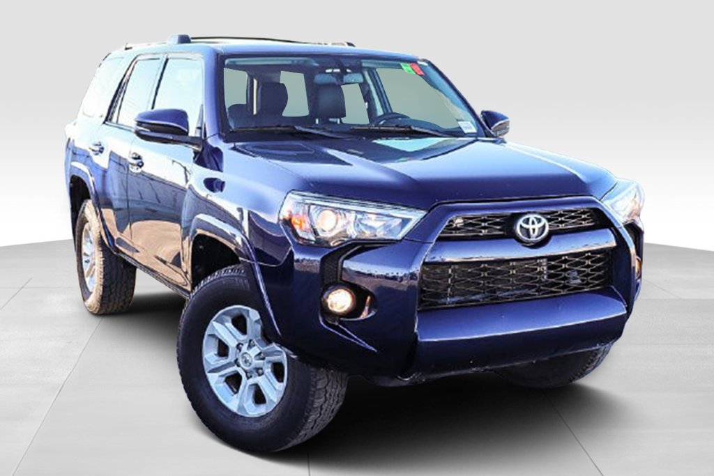 Used 2019 Nautical Blue Metallic Toyota SR5 Premium image 2