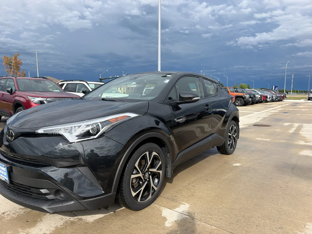 Used 2019 Black Sand Pearl Toyota XLE image 2