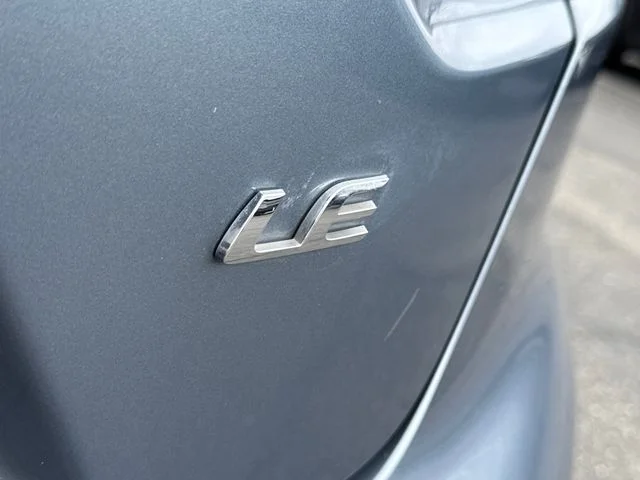 Used 2021 Celestite Toyota LE image 13