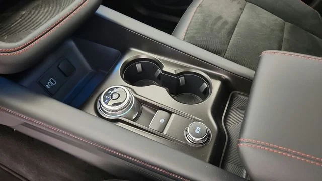 2026 Ford Explorer ST - Photo 16
