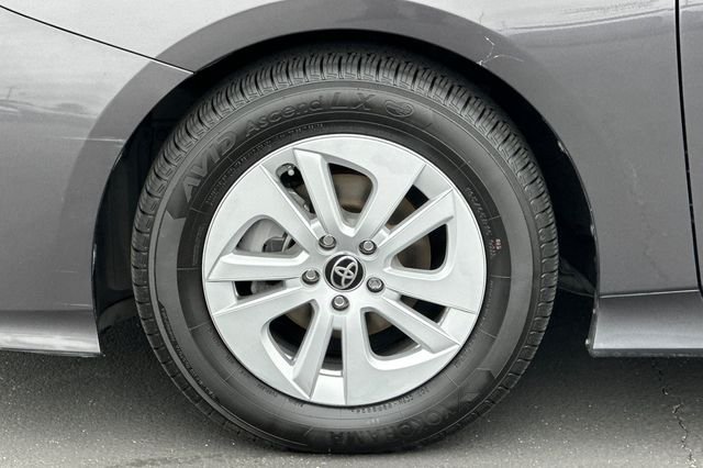 Used 2016 Gray Toyota Two image 29