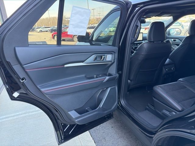 New 2026 Agate Black Metallic Ford ST image 11