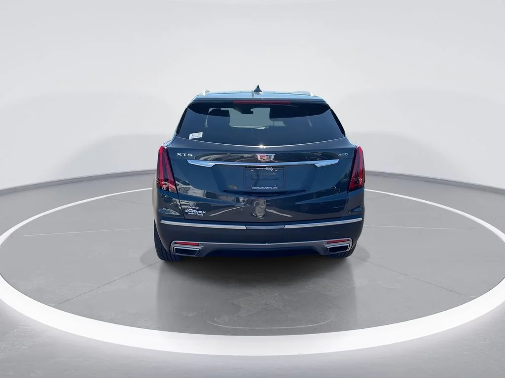 Used 2023 Green Cadillac Premium Luxury image 7