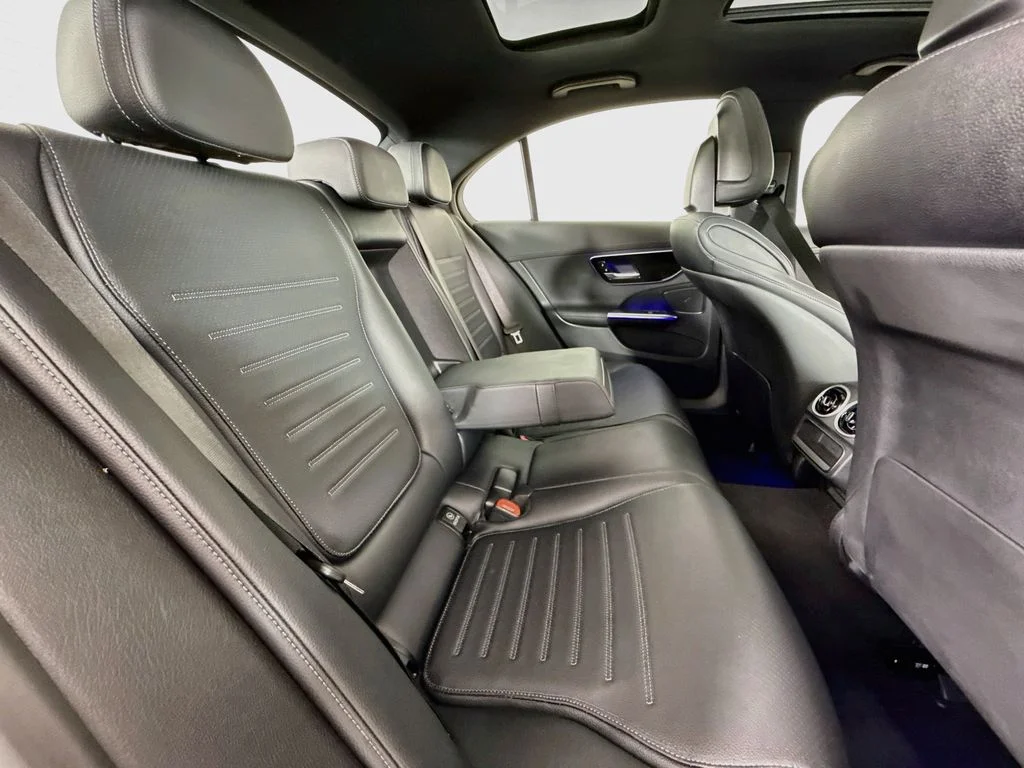 Used 2022 White Mercedes-Benz C 300 image 28