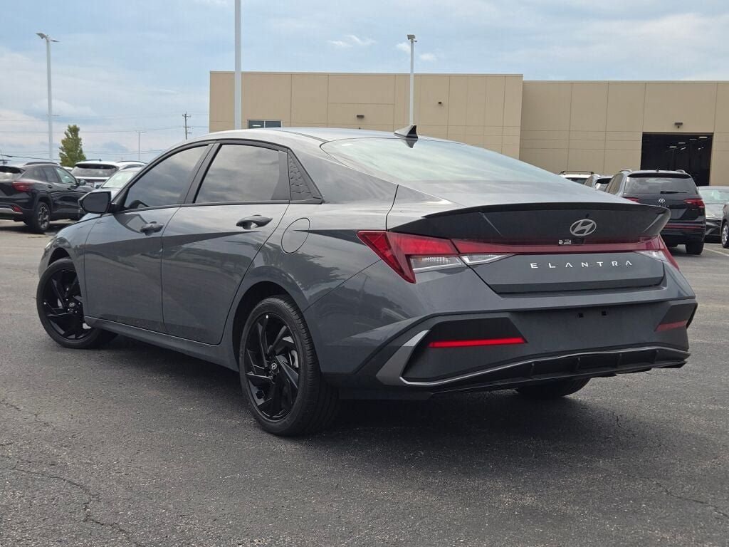 Certified Used 2026 Gray Hyundai SEL Sport image 12