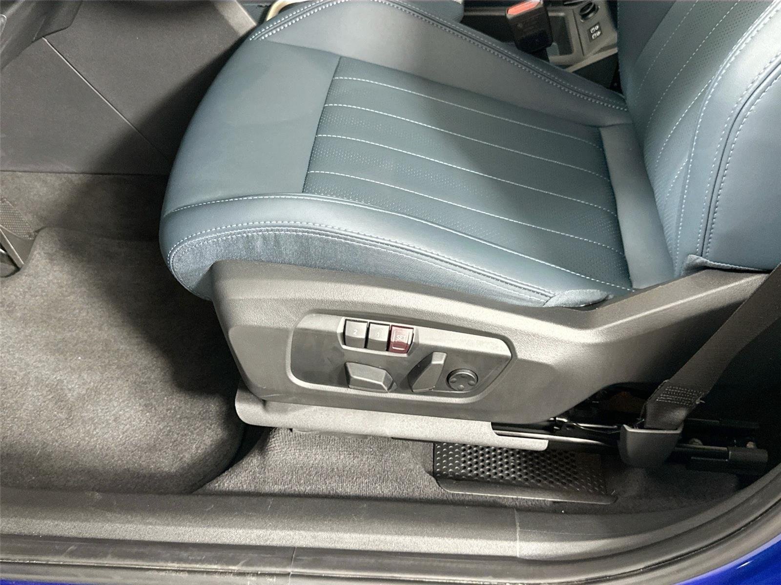 2025 MINI Countryman S - Photo 17