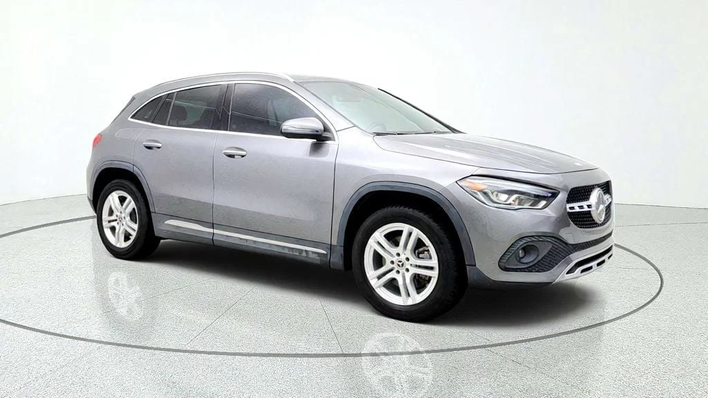 Used 2021 Mountain Grey Metallic Mercedes-Benz GLA 250 4MATIC® SUV w/ Premium Pkg & Heated Front Seats image 3