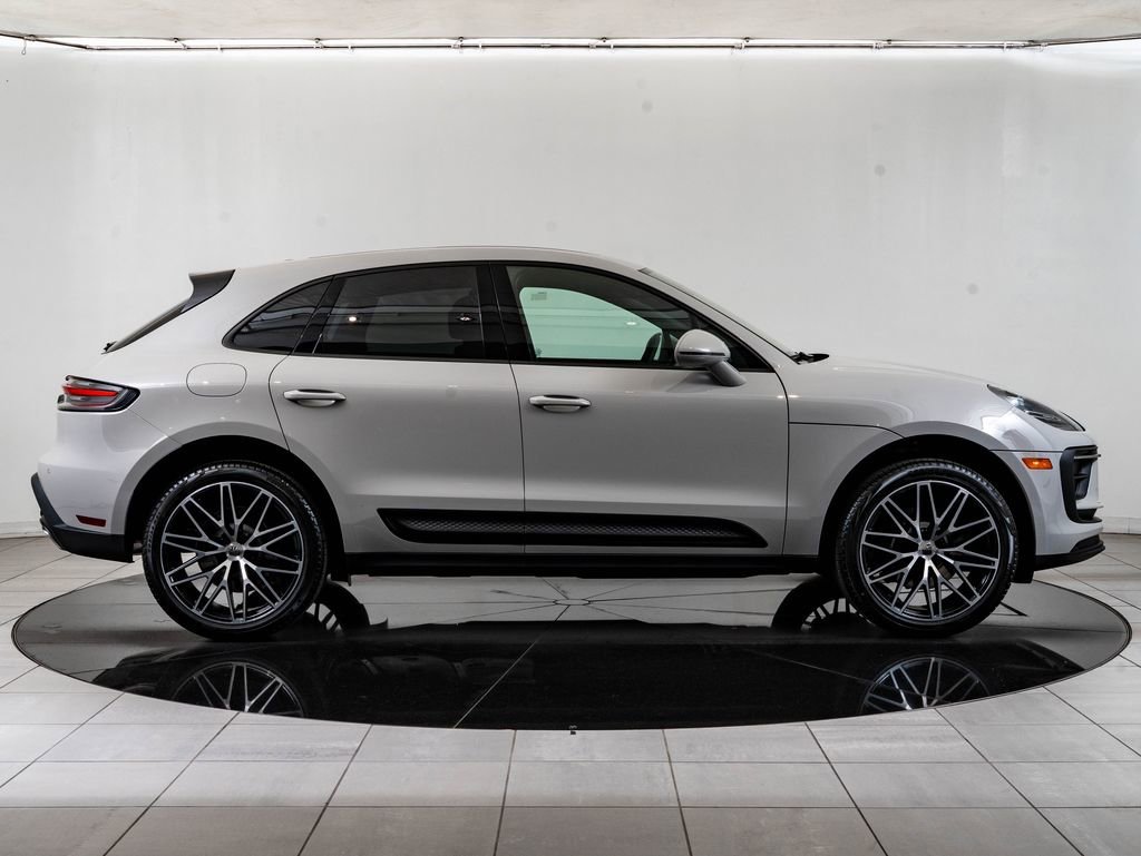 New 2026 Chalk Porsche  image 9