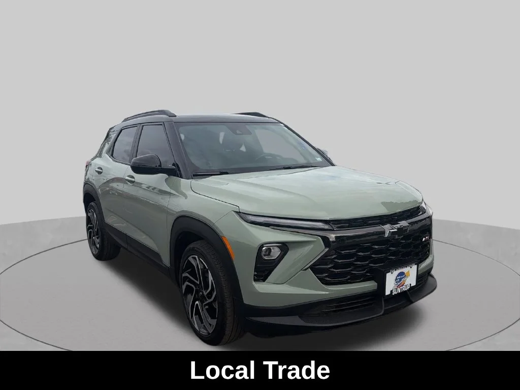 Used 2024 Green Chevrolet RS image 9