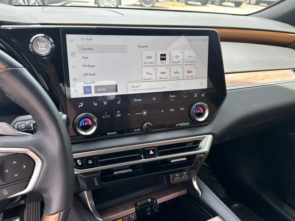 Used 2024 White Lexus 350 Premium Plus image 28