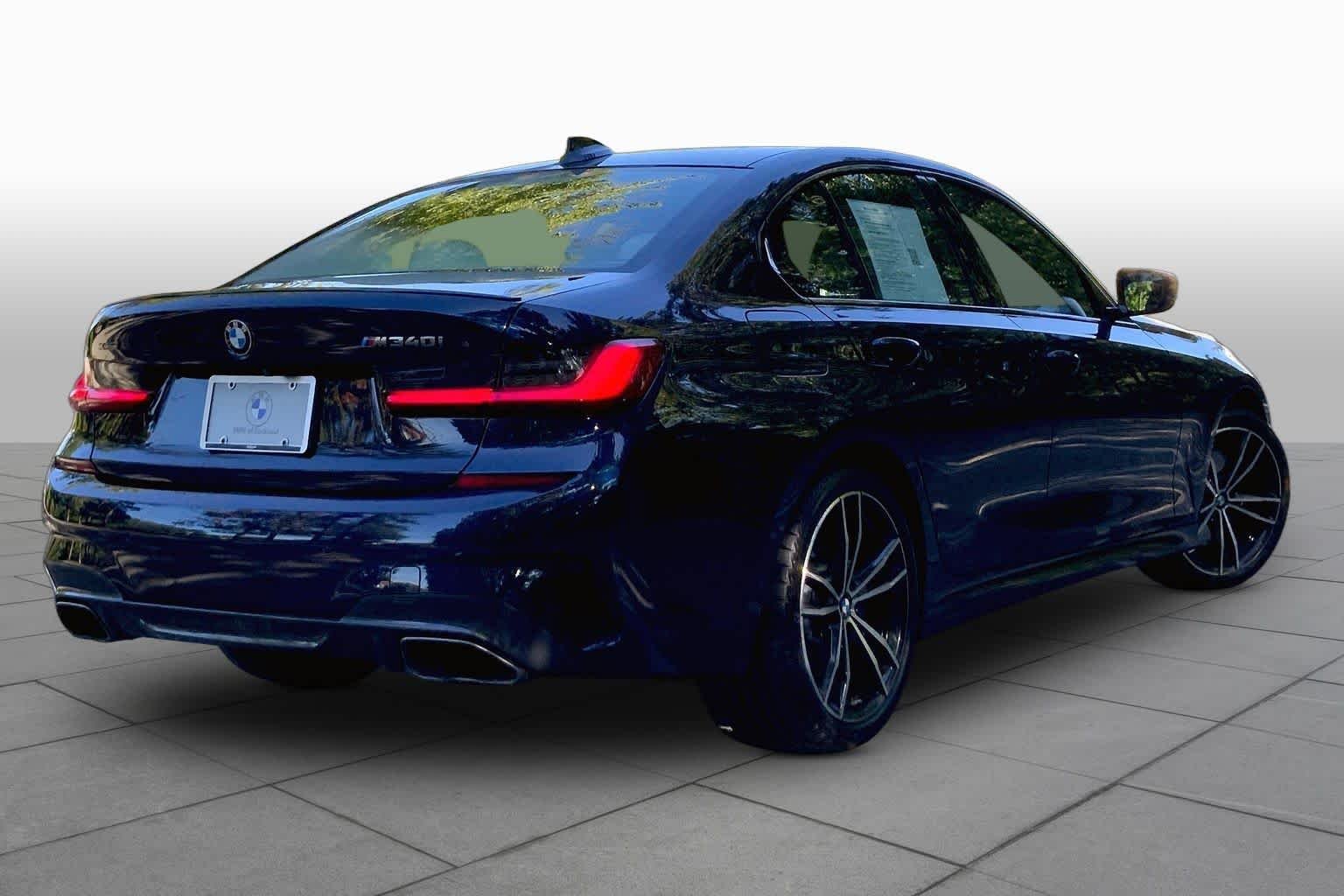 Used 2020 Tanzanite Blue II Metallic BMW M340i xDrive image 12