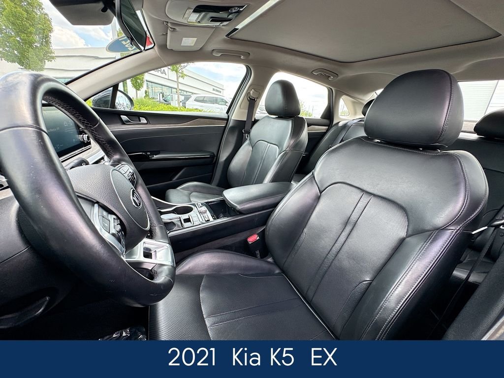 Used 2021 Black Kia EX image 15