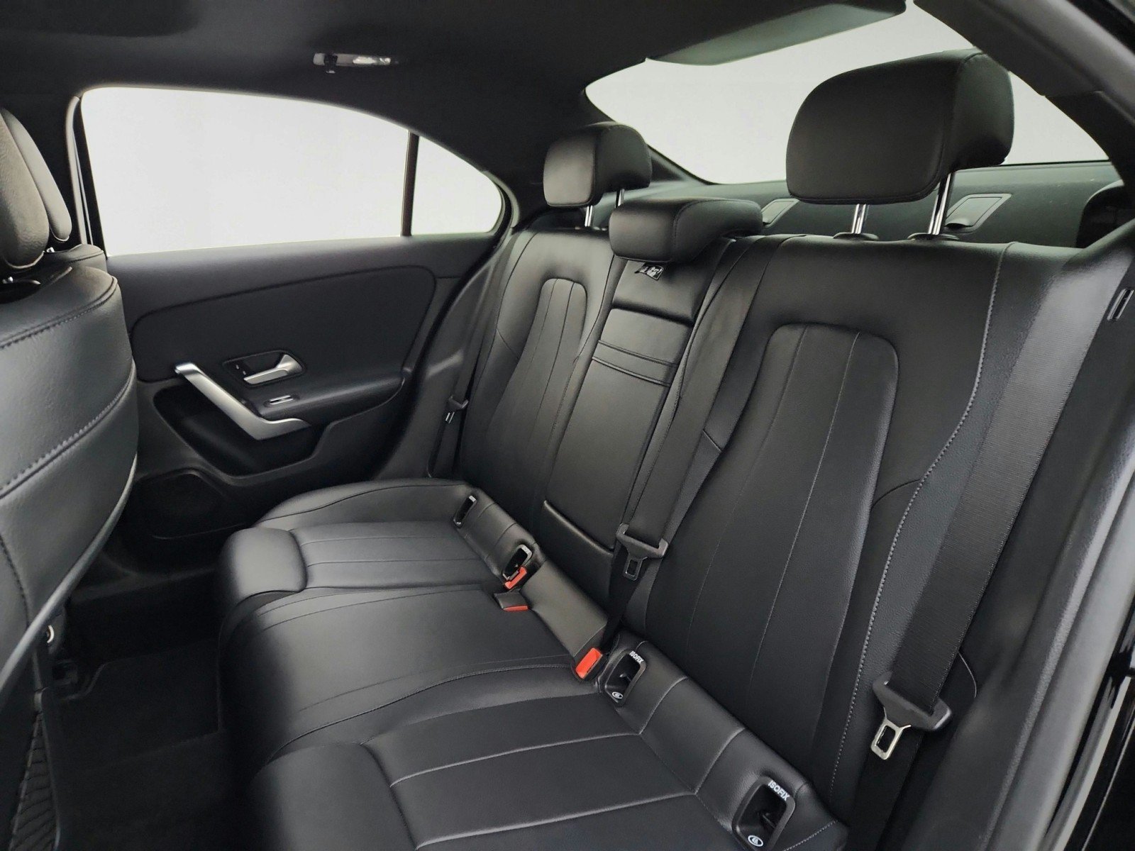 Used 2020 Night Black Mercedes-Benz A 220 image 27