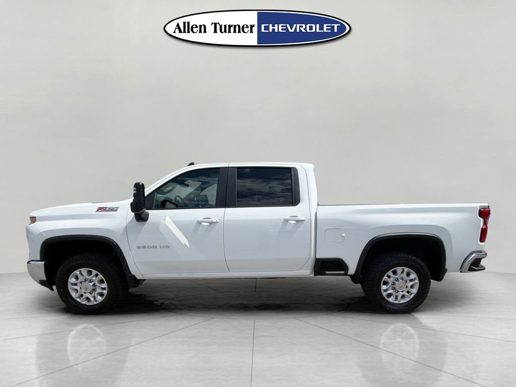 Used 2024 White Chevrolet LT image 6