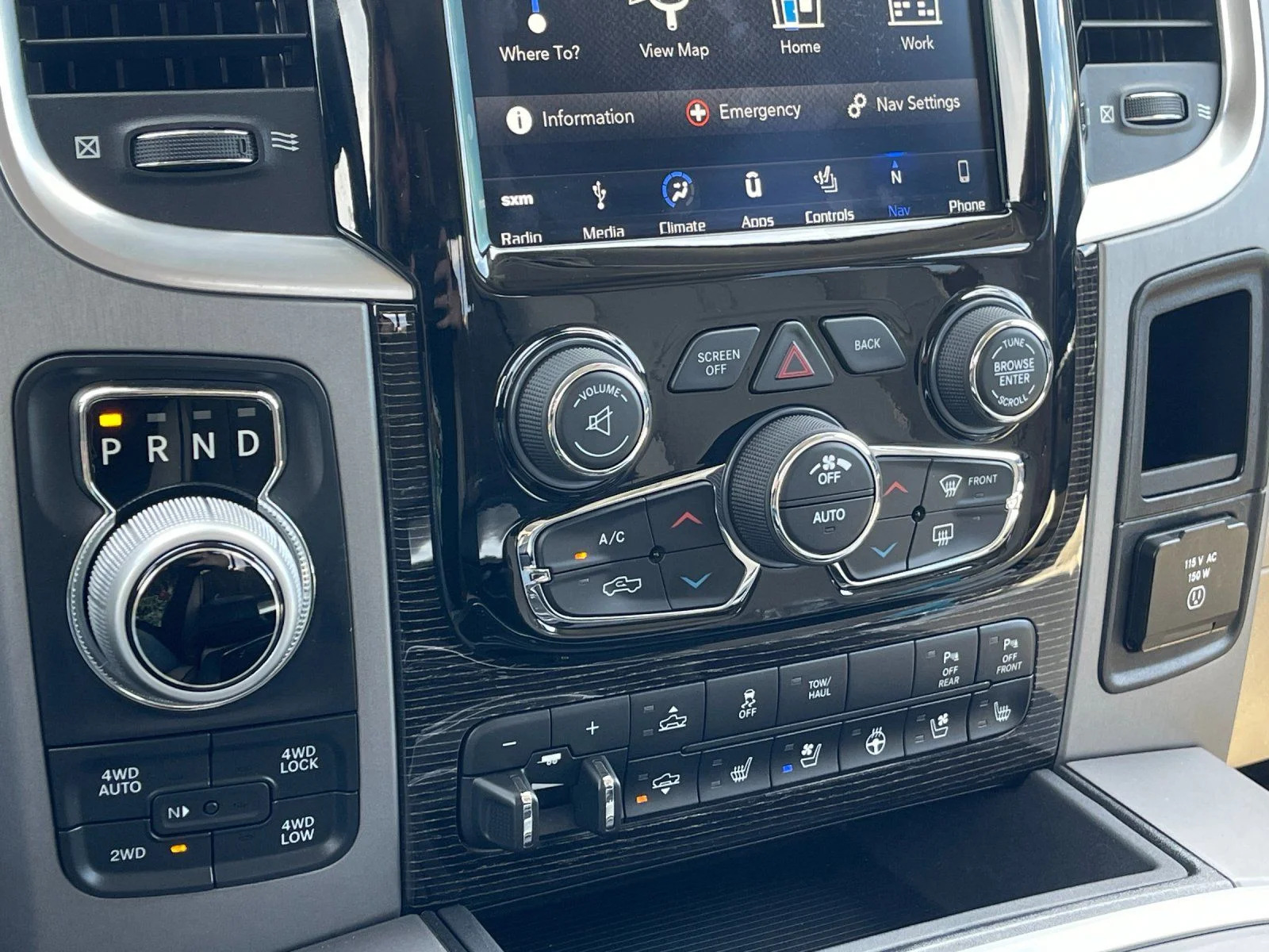Used 2018 White Ram Laramie Longhorn image 23