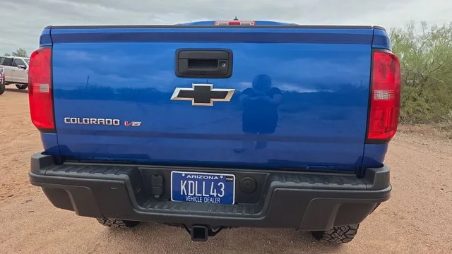 Used 2018 Blue Chevrolet ZR2 image 27