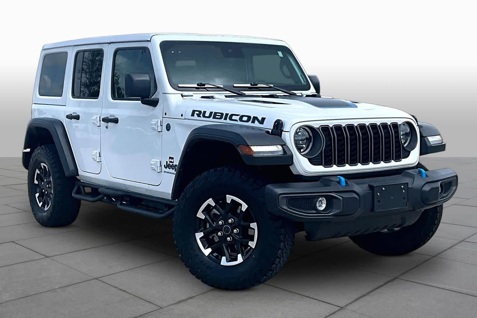 Used 2024 Bright White Clearcoat Jeep Rubicon image 2