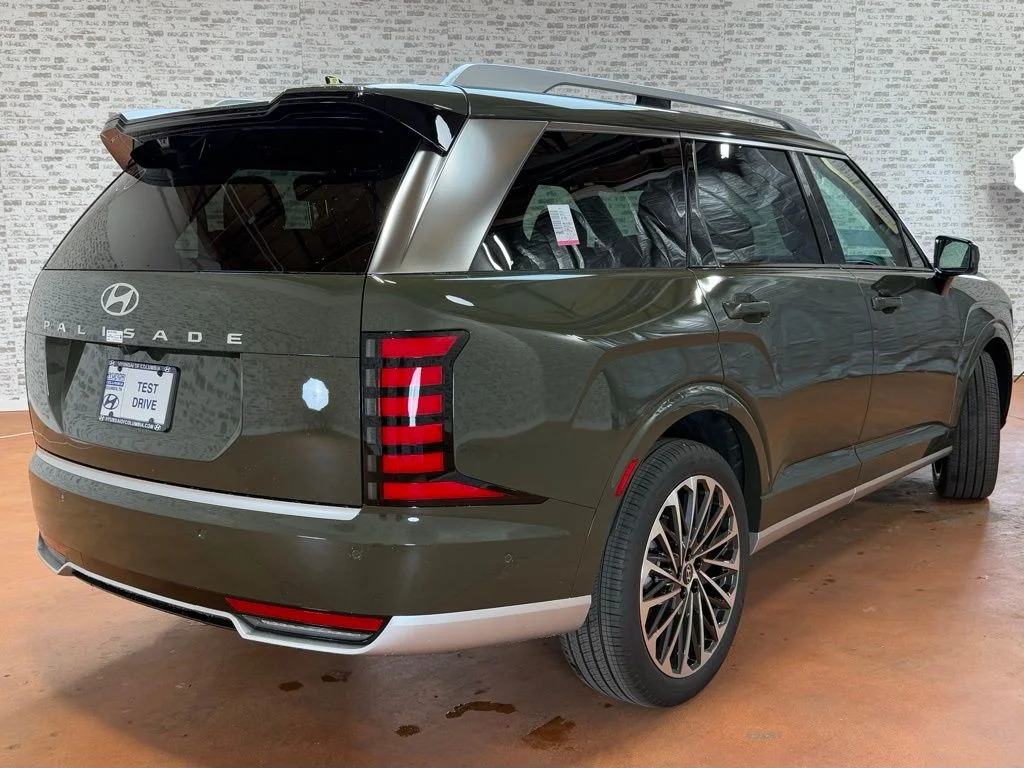 New 2026 Titan Charcoal Pearl Hyundai Calligraphy image 8