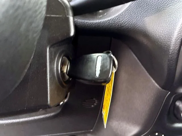 Used 2014 Gray Jeep Sport image 27