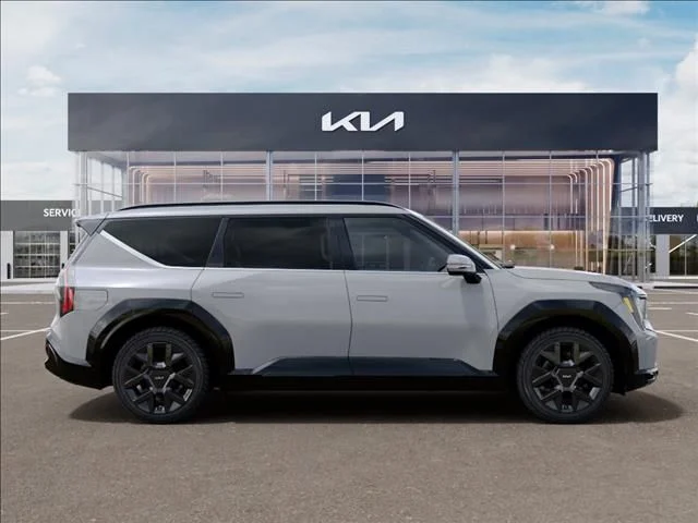 New 2026 Wolf Gray Kia Land AWD image 7