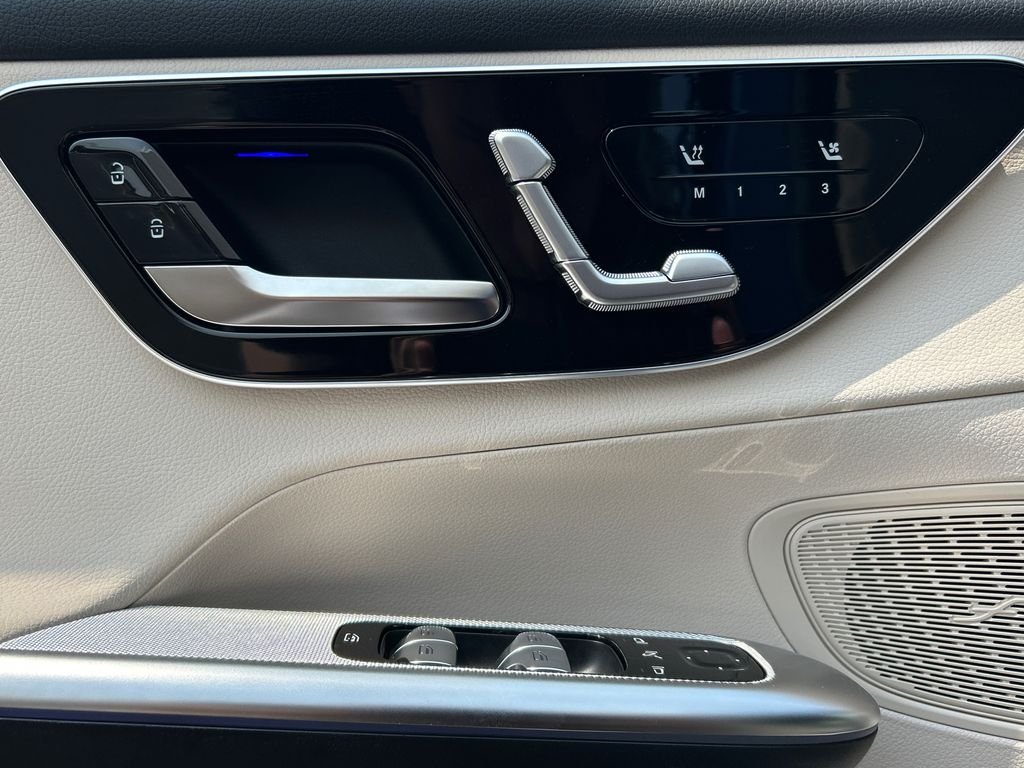 New 2026 Starling Blue Metallic Mercedes-Benz GLC 300 image 11