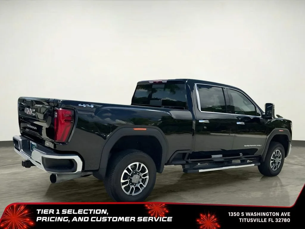 Certified Used 2024 Onyx Black GMC SLT image 11