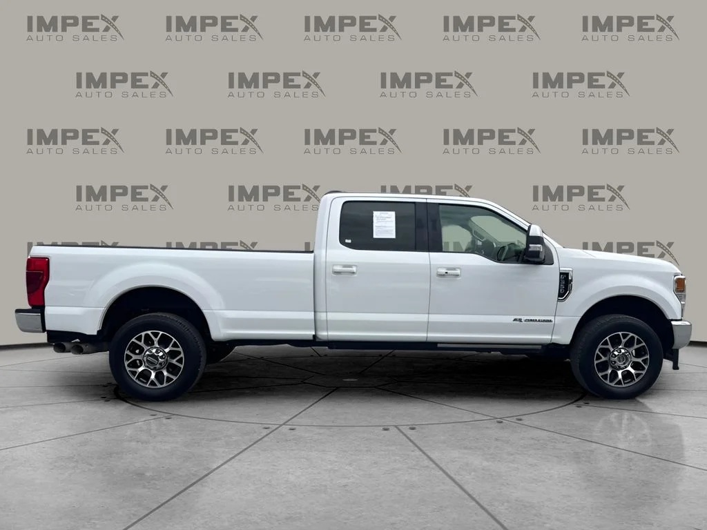 Used 2020 White Ford Lariat image 6