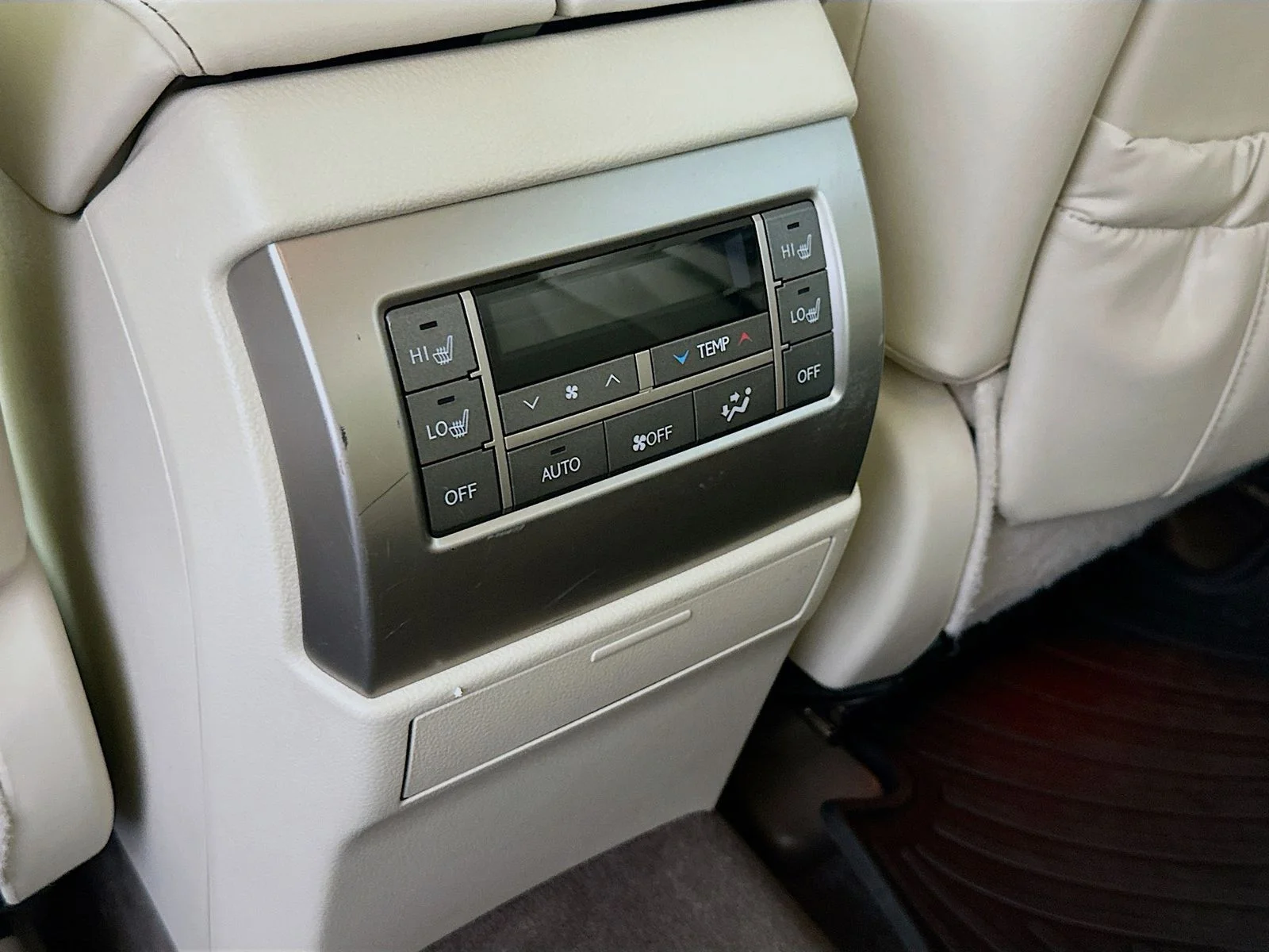 Used 2013 Knights Armor Pearl Lexus 460 Premium image 29