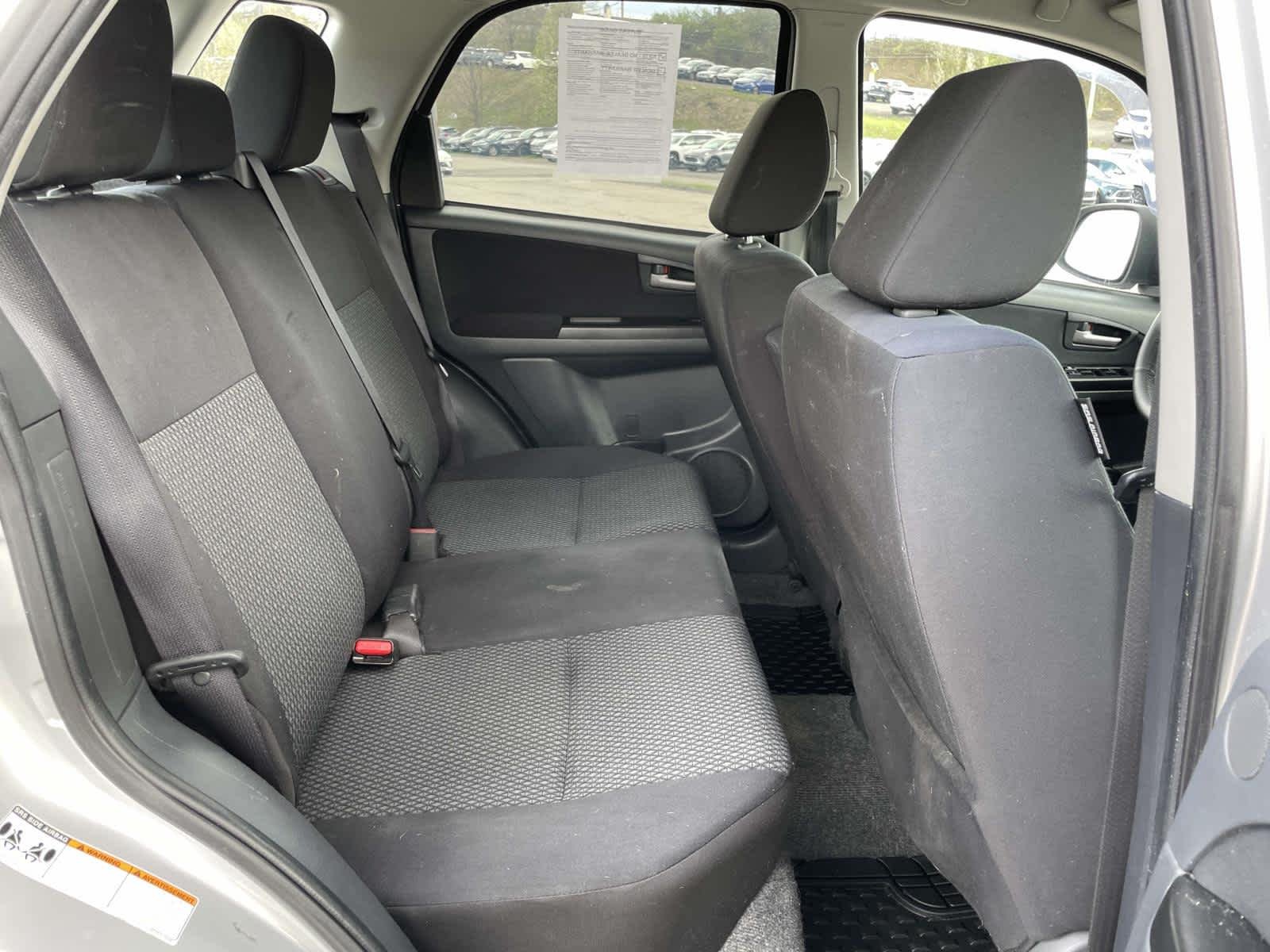 Used 2013 Metallic Star Silver Suzuki Crossover Premium image 19