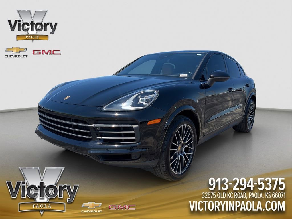 2022 Porsche Cayenne Platinum Edition E-Hybrid's photo
