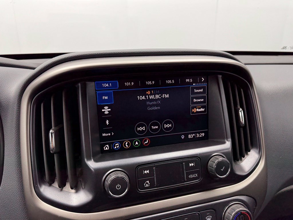 Used 2021 Blue Chevrolet Z71 image 50