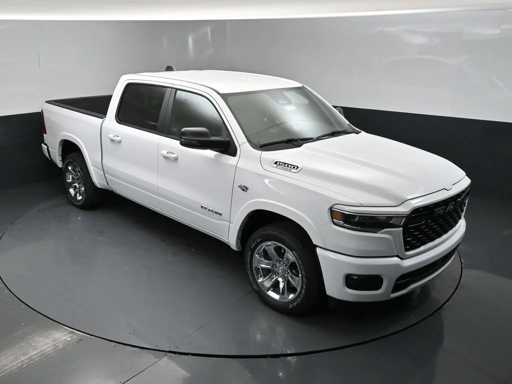 New 2027 Bright White Clear-Coat Exterior Paint RAM Big Horn/Lone Star image 36