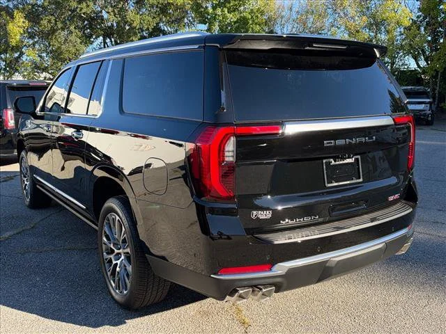 2026 GMC Yukon XL Denali - Photo 8