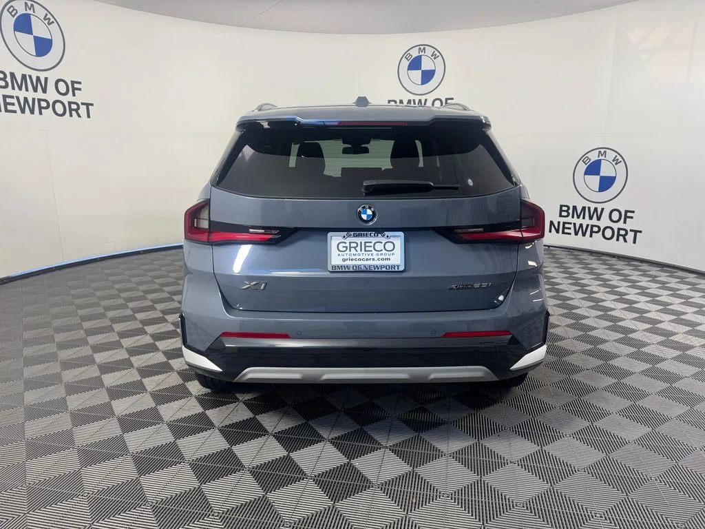 New 2027  BMW xDrive28i image 7