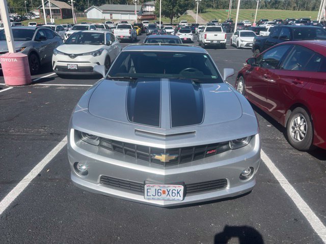Used 2010 Silver Chevrolet SS image 3
