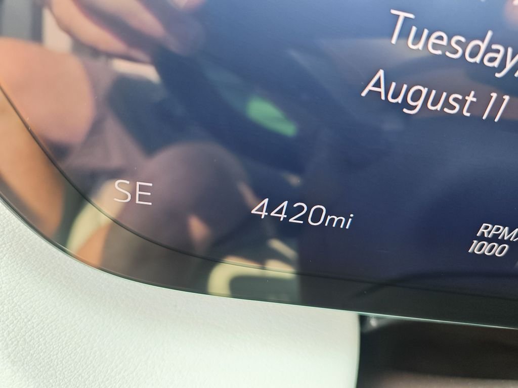 Used 2025 Gray Buick Avenir image 19