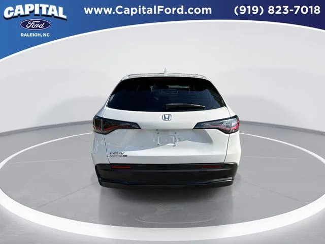 Used 2023 White Honda LX image 7