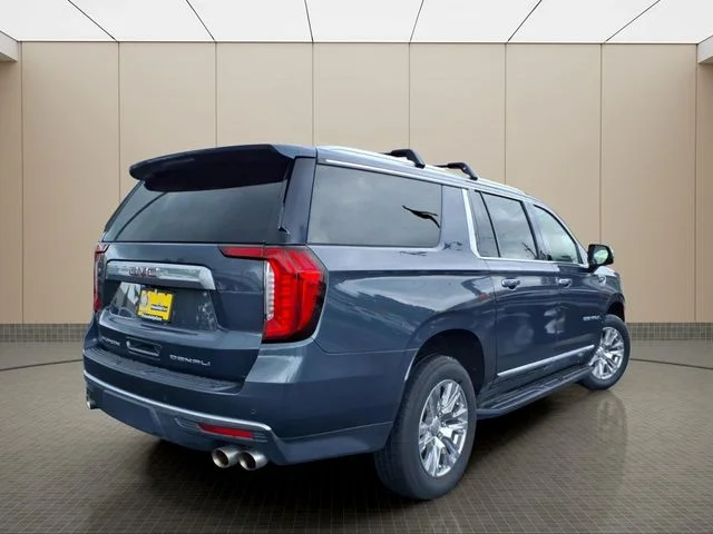 Used 2021 Blue GMC Denali image 6