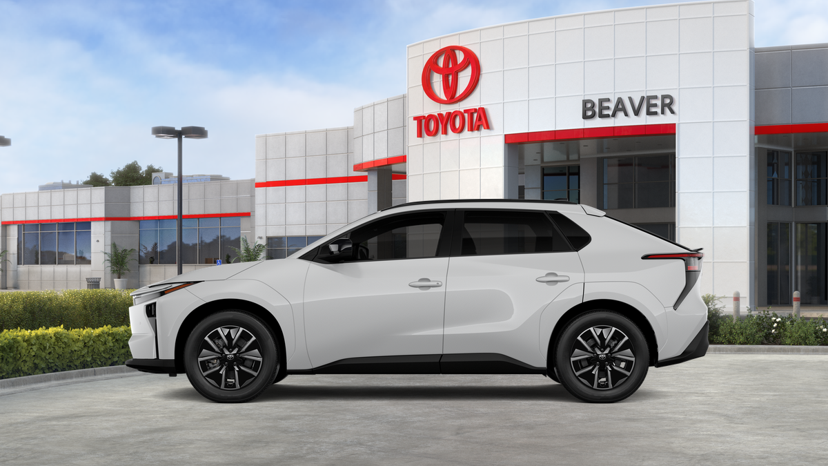 New 2026 Wind Chill Pearl Toyota XLE image 39