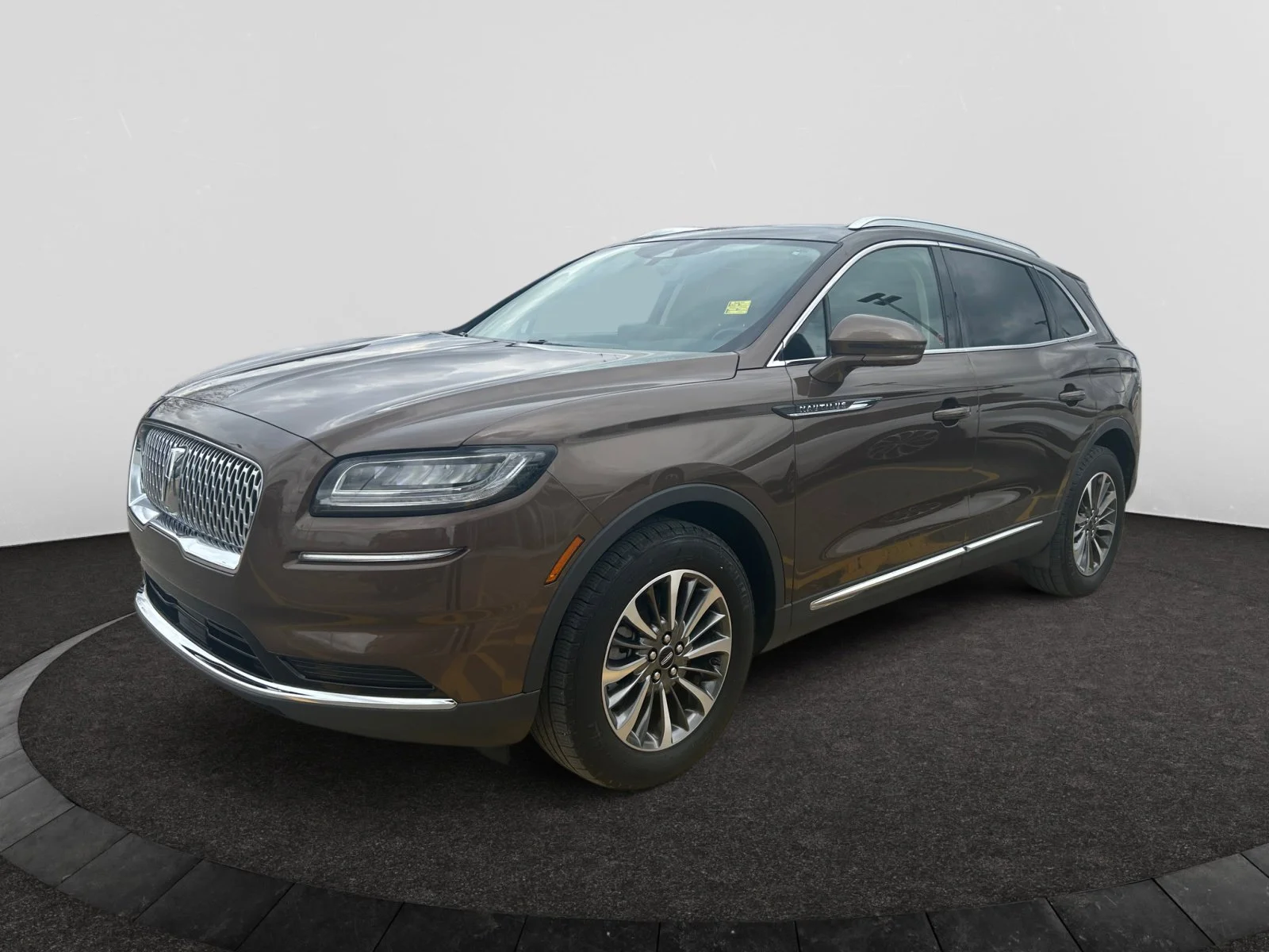 Used 2022 Bronze Lincoln RESERVE AWD image 1