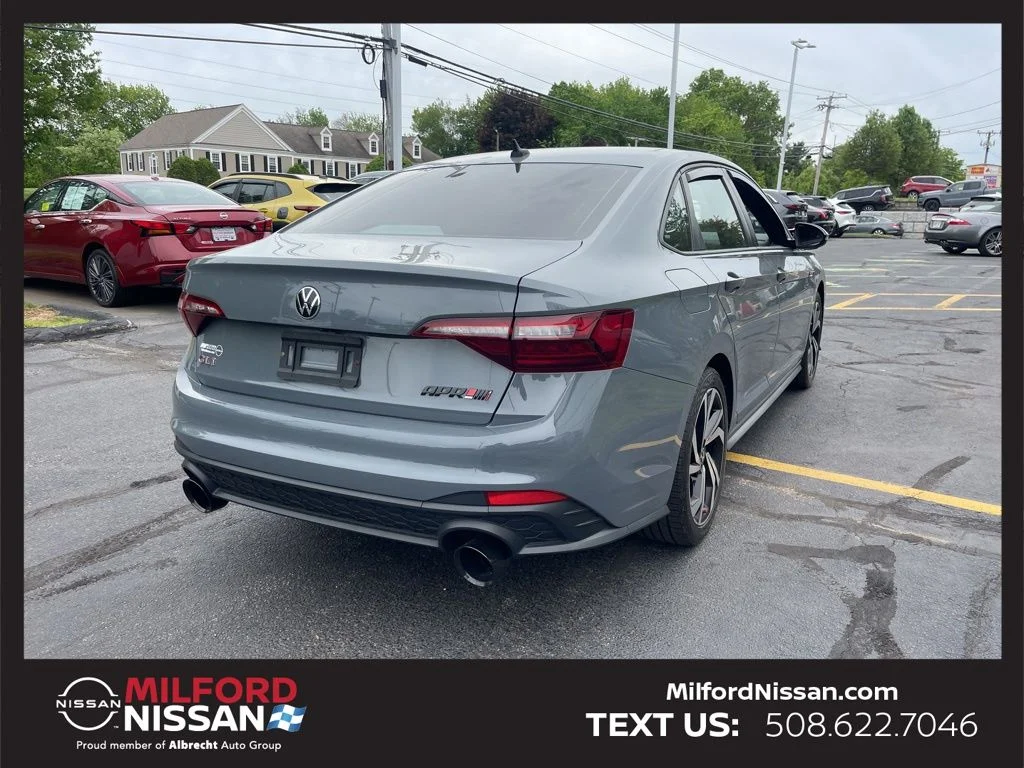 Used 2022 Gray Volkswagen 2.0T Autobahn image 5