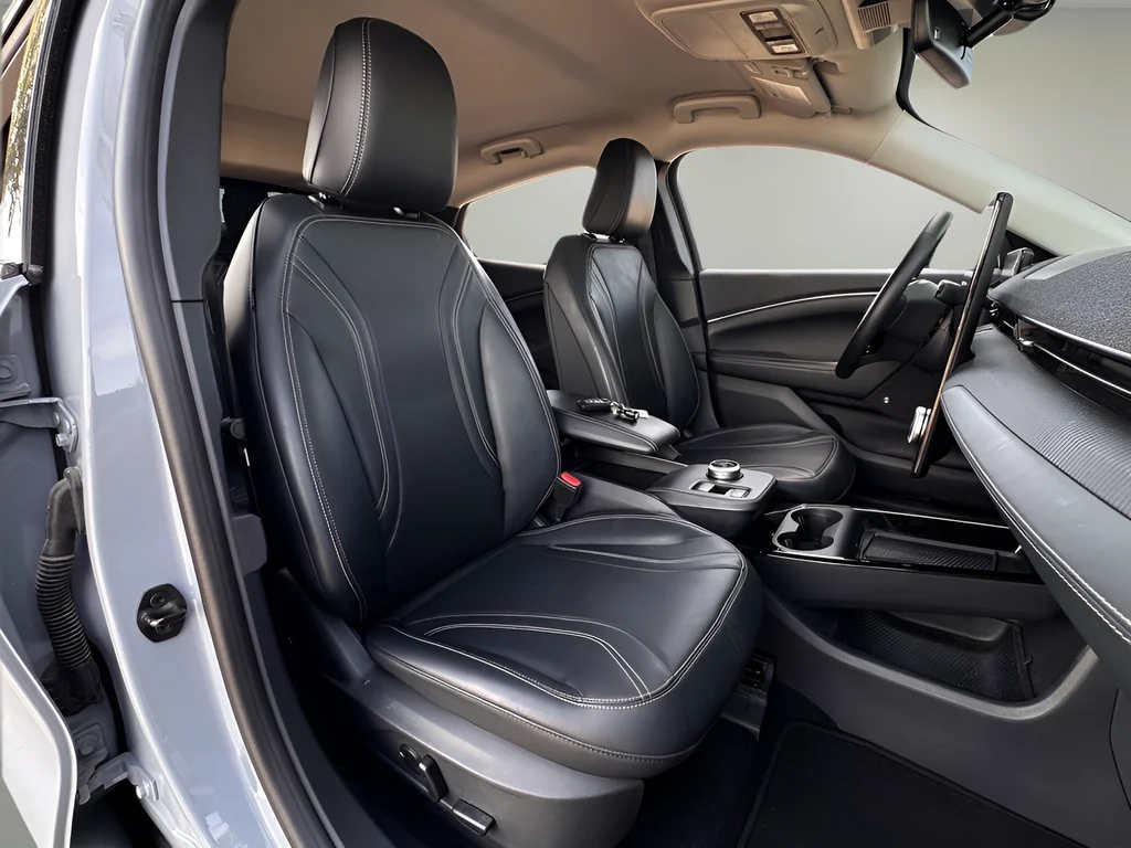 Used 2024 Gray Ford Premium image 22