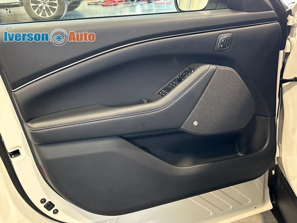 Used 2023 White Ford Premium image 15