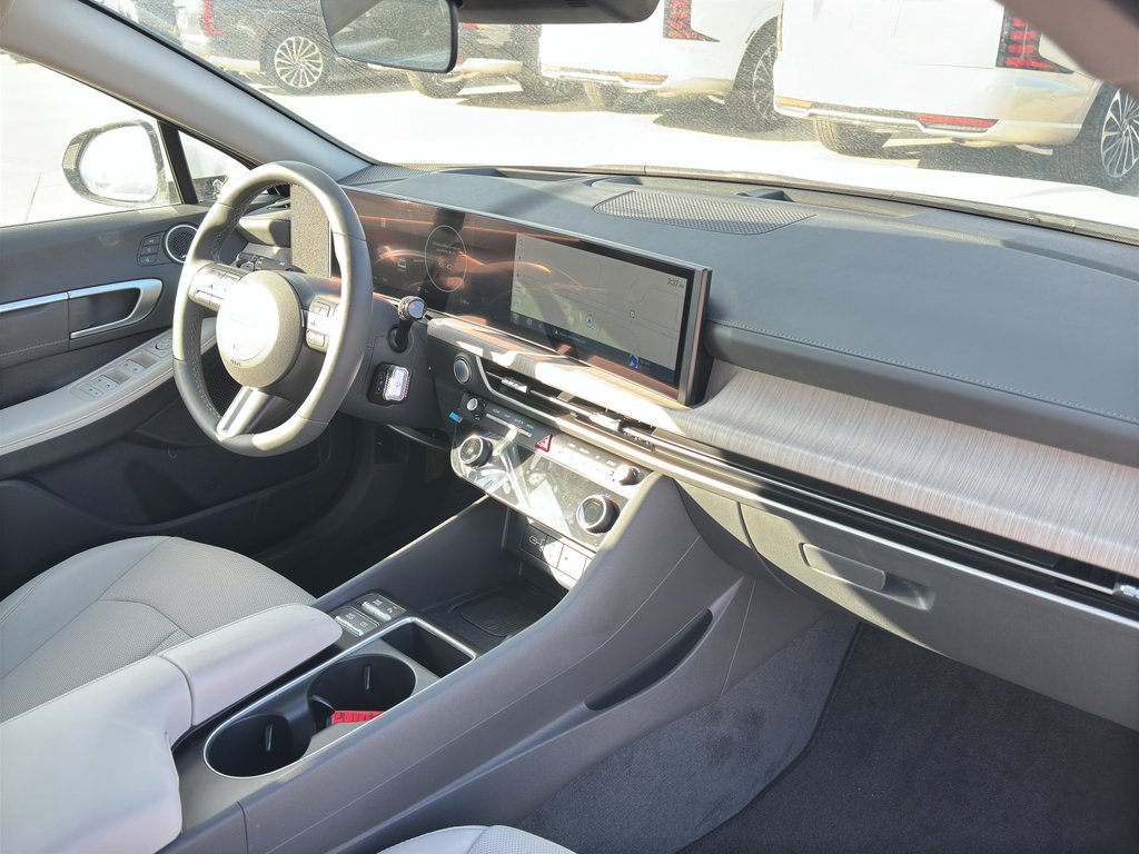 2025 Hyundai Sonata Hybrid Limited - Photo 31