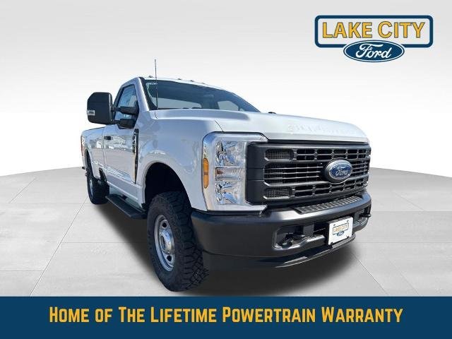 New 2026 Oxford White Ford F-250® XL image 31