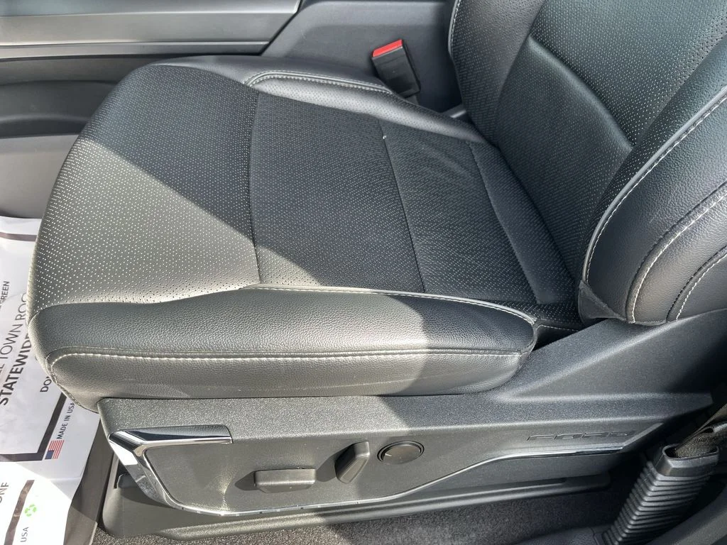 Used 2024 Black Ford Lariat image 12