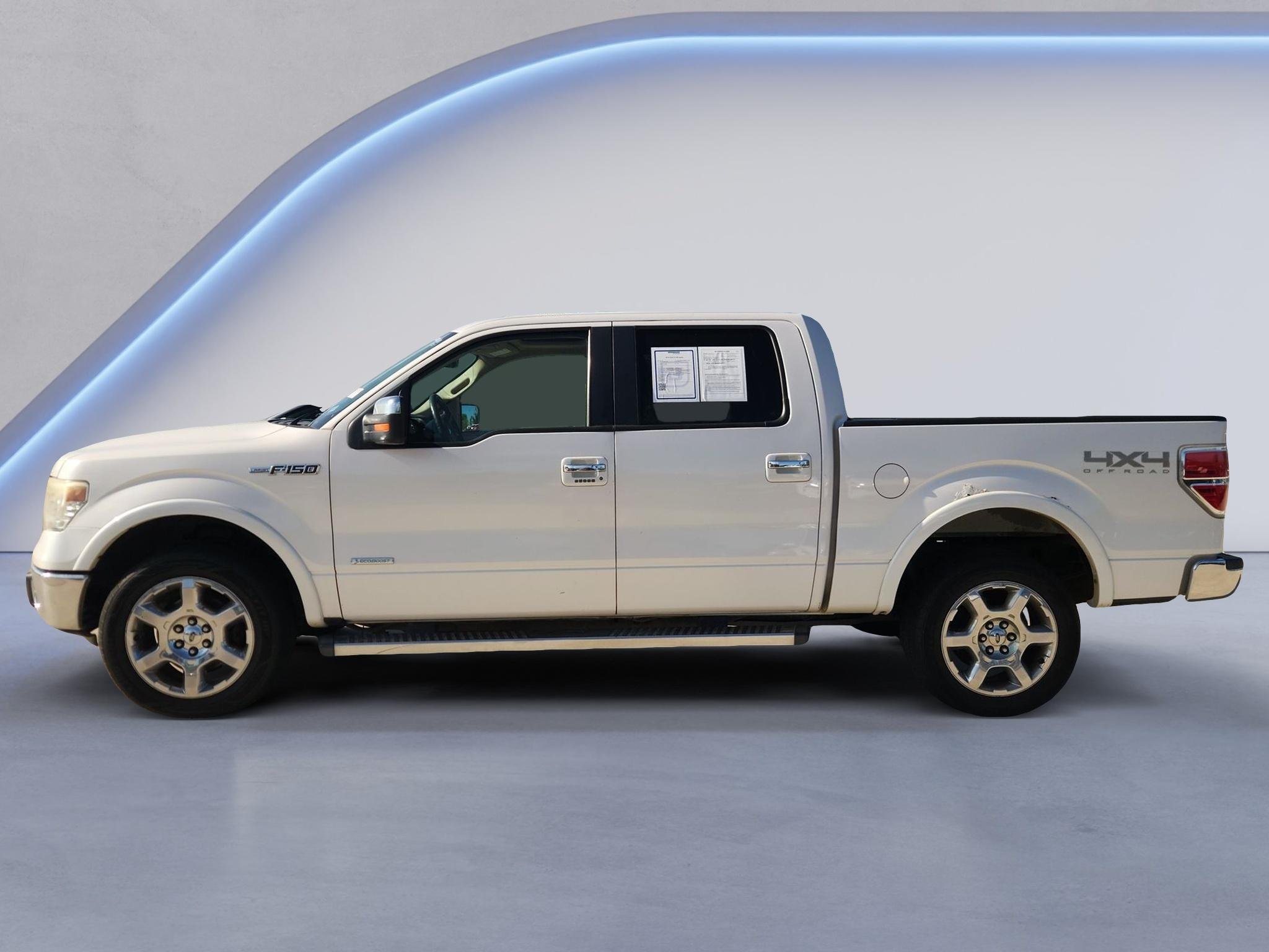 Used 2013 White Platinum Metallic Tri-Coat Ford Lariat image 5