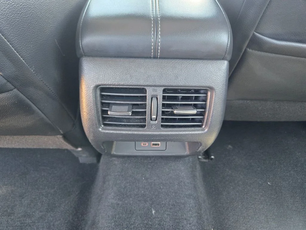 Used 2019 Black Nissan 2.5 SL image 10