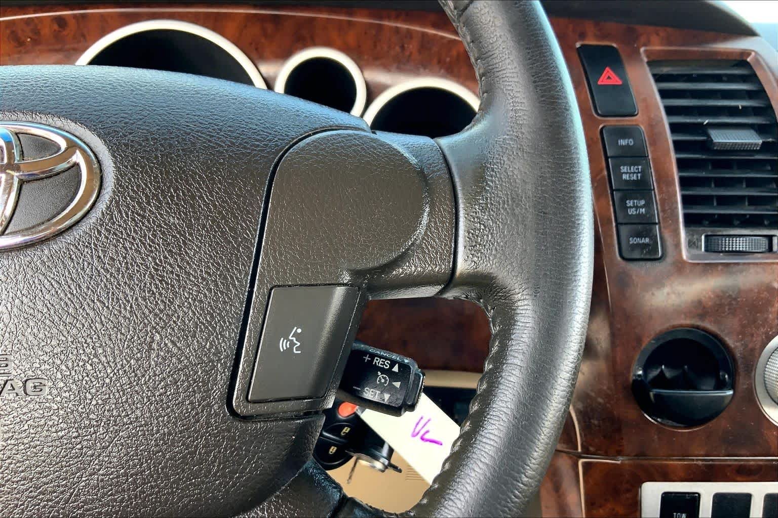 Used 2008 Salsa Red Pearl Toyota LTD image 23